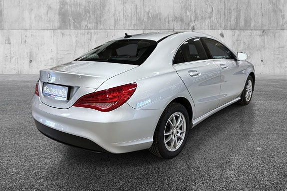 Mercedes-Benz CLA180 5 of 19
