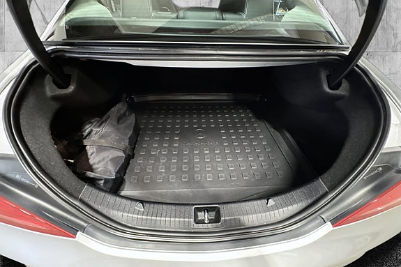 Mercedes-Benz CLA180 13 of 19