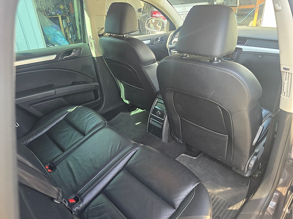 Skoda Superb 7 of 9