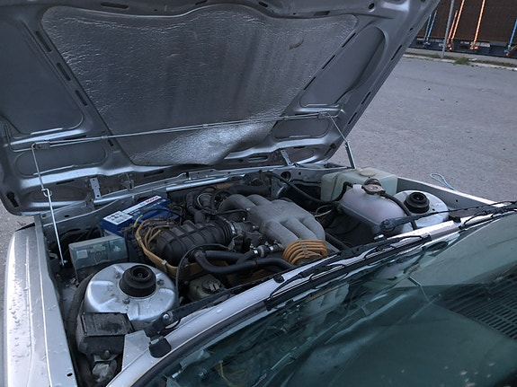 BMW 323i 13 of 23