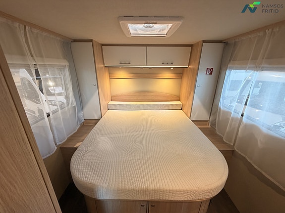 Sunlight I69L | automat | queenbed | senkeseng | 3,5 tonn 25 of 28