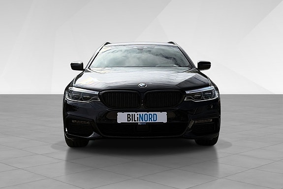 BMW 520d 2 of 18