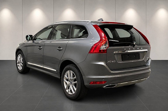 Volvo XC60 4 of 11
