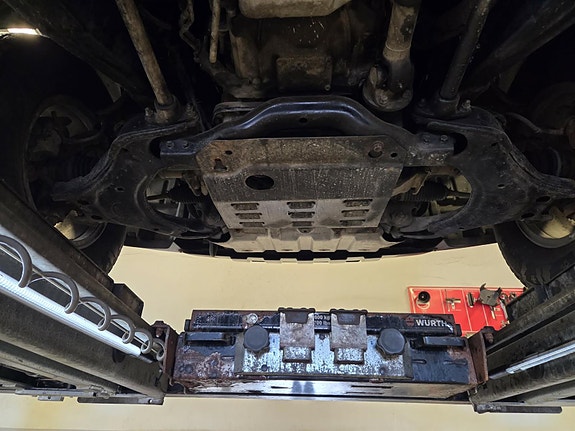 Isuzu D-max 14 of 16