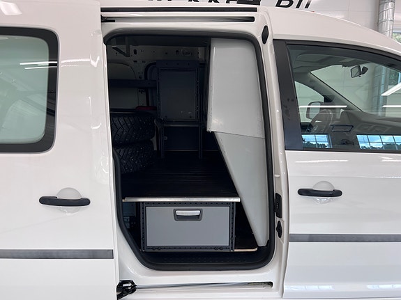 Volkswagen Caddy Maxi 6 of 30