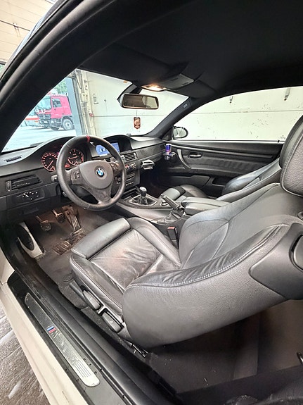 BMW 320d 10 of 11