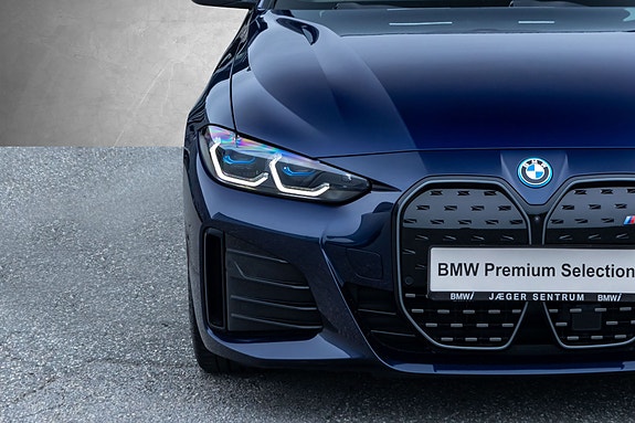 BMW i4 5 of 30