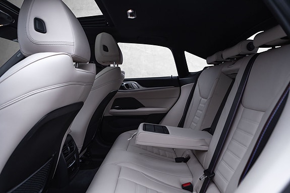 BMW i4 27 of 30