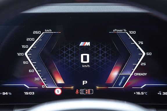 BMW i4 13 of 30
