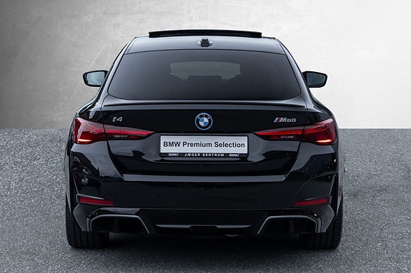 BMW i4 8 of 30