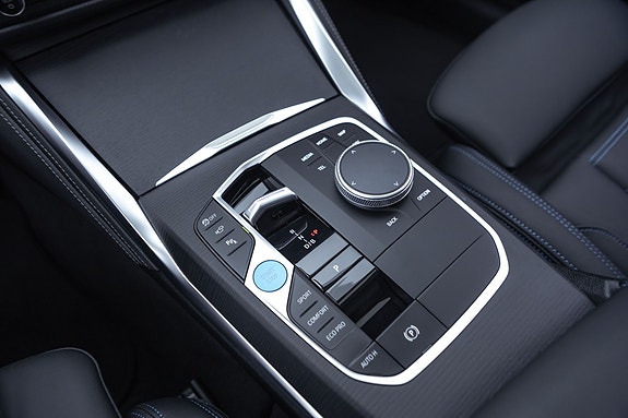 BMW i4 19 of 30