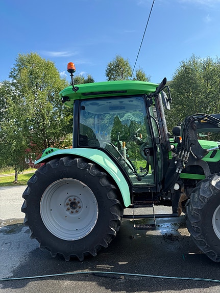 Deutz Fahr 5100G - KUN 1200 timer - full brøytepakke 9 of 16