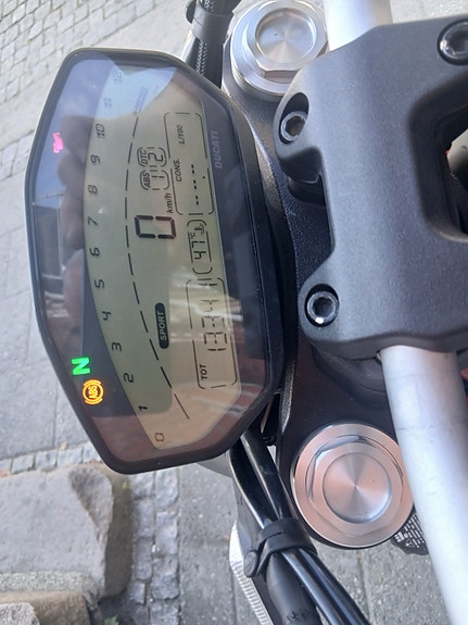 Ducati Monster 821 - Lav km-stand 13 of 13