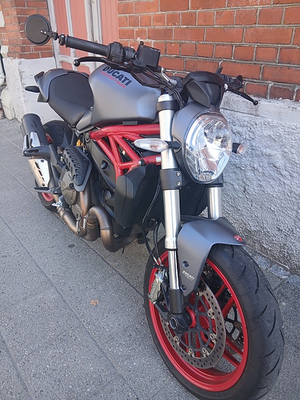 Ducati Monster 821 - Lav km-stand 4 of 13