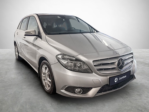 Mercedes-Benz 180 7 of 22