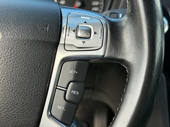 Ford Mondeo 23 of 30