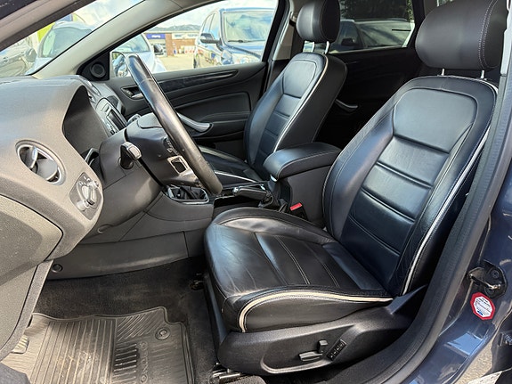 Ford Mondeo 10 of 30