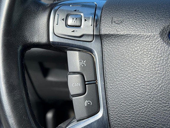 Ford Mondeo 22 of 30