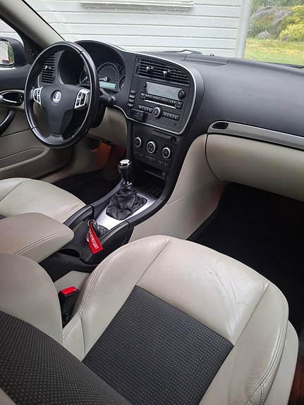 Saab 9-3 12 of 20