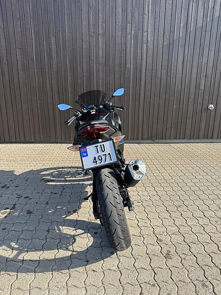 Kawasaki Ninja 500 4 of 7