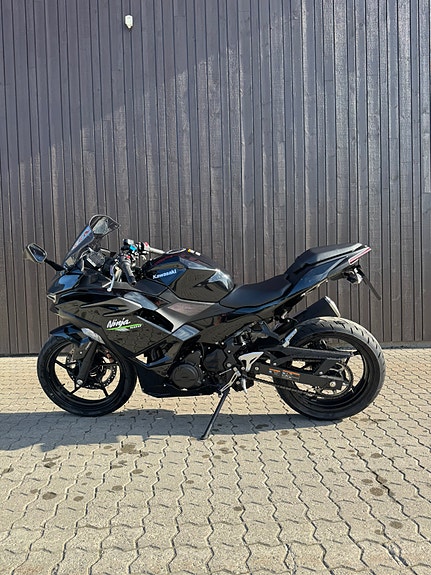 Kawasaki Ninja 500 3 of 7