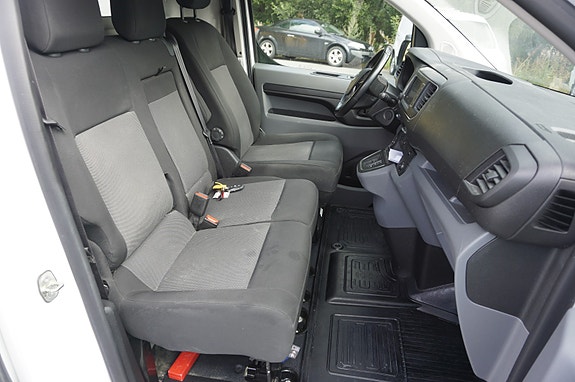 Toyota Proace 13 of 28