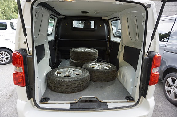 Toyota Proace 26 of 28