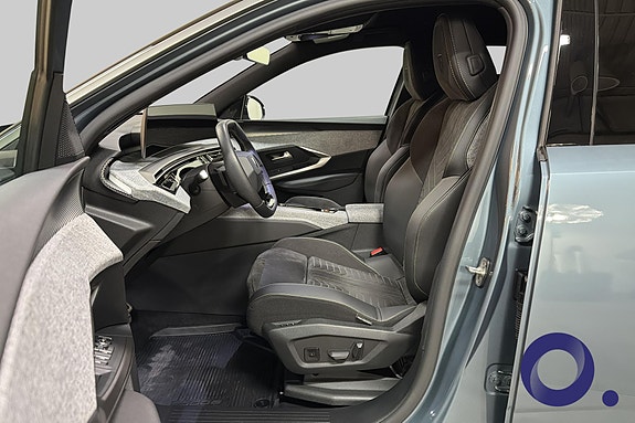 Peugeot e-5008 11 of 27