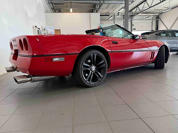 Chevrolet Corvette 7 of 17
