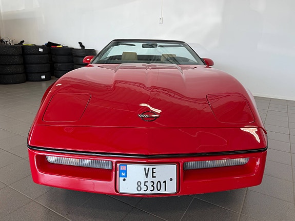 Chevrolet Corvette 6 of 17