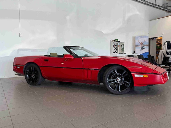 Chevrolet Corvette 3 of 17