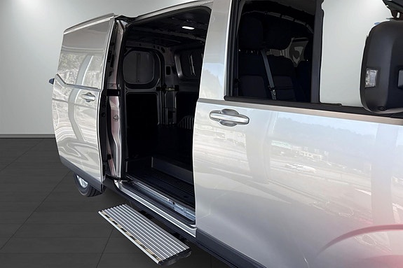Maxus e-Deliver 7 18 of 18