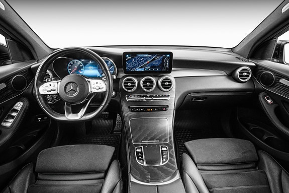 Mercedes-Benz GLC220 d 19 of 30