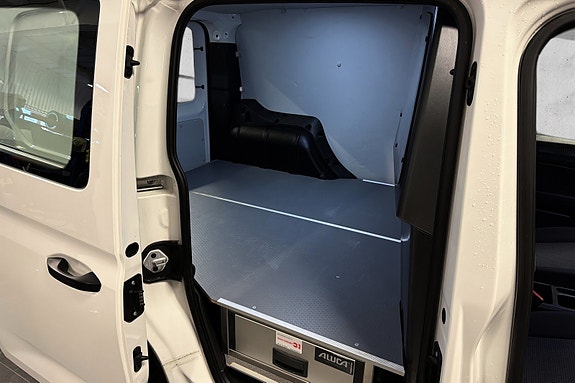 Volkswagen Caddy 14 of 23