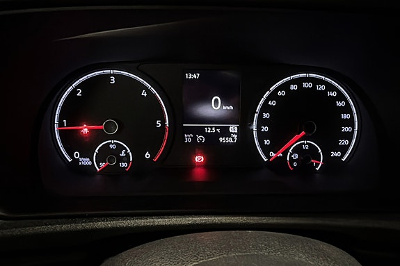 Volkswagen Caddy 16 of 23