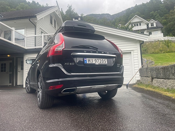 Volvo XC60 7 of 30