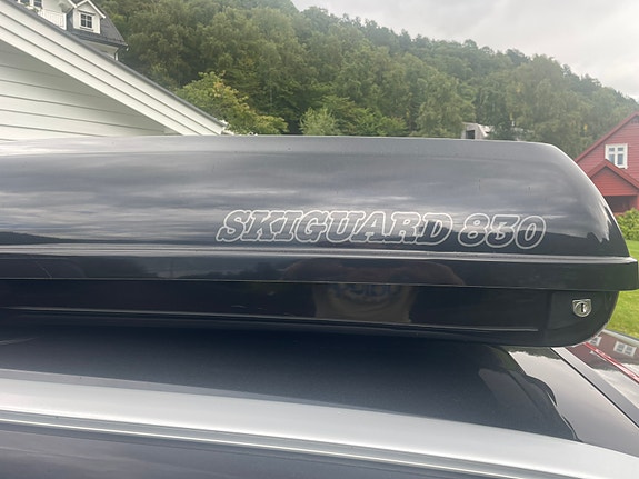 Volvo XC60 8 of 30