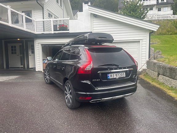 Volvo XC60 3 of 30