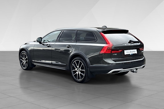 Volvo V90 Cross Country 6 of 20