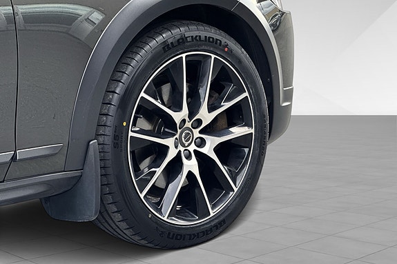 Volvo V90 Cross Country 4 of 20