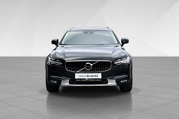 Volvo V90 Cross Country 3 of 20
