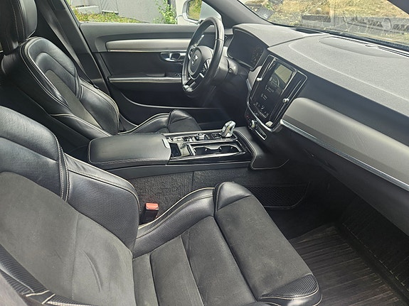 Volvo V90 9 of 30