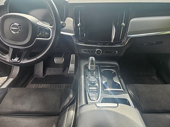 Volvo V90 17 of 30