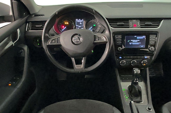 Skoda Octavia Scout 25 of 30