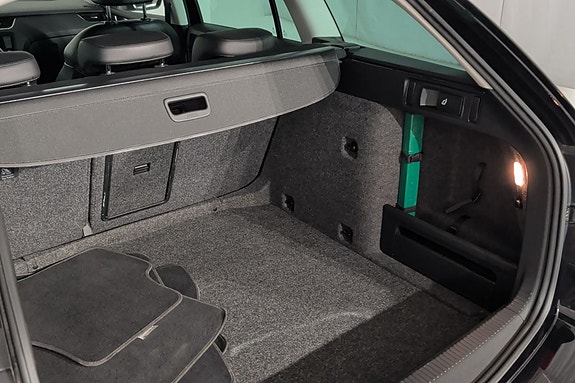 Skoda Octavia Scout 14 of 30
