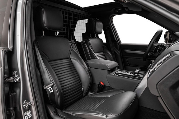 Land Rover Discovery 10 of 30
