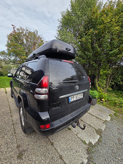 Toyota Land Cruiser 3 of 6
