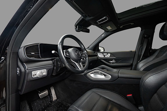 Mercedes-Benz GLS580 10 of 26