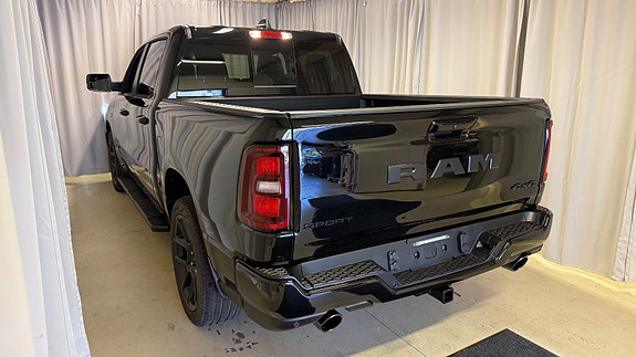 RAM 1500 5 of 30