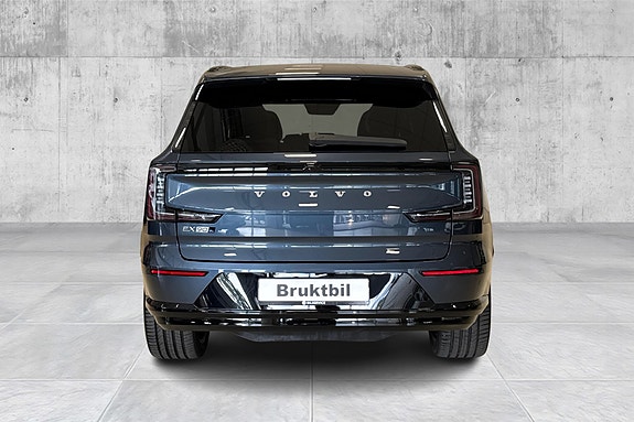 Volvo EX90 4 of 23